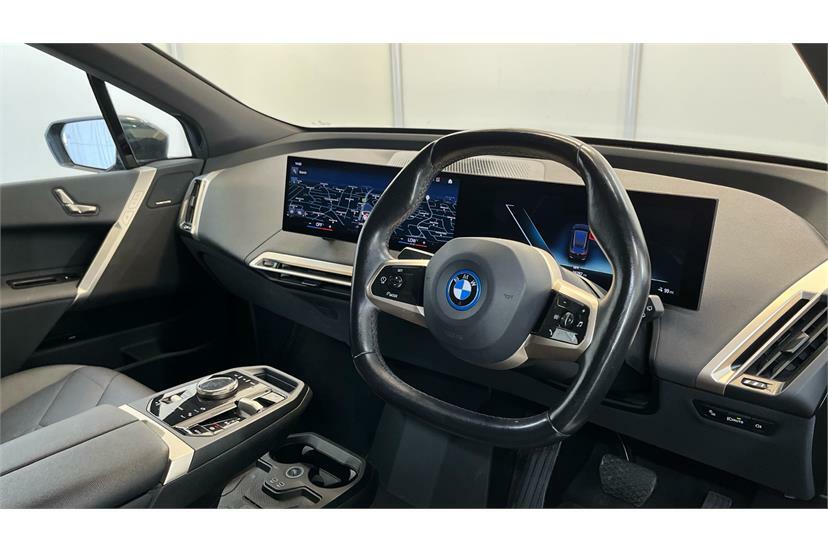BMW iX 240Kw Xdrive40 M Sport Edition 76.6Kwh YA72NTT Grey #6