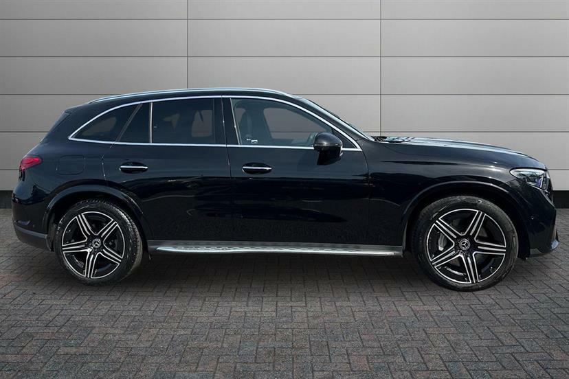 Mercedes-Benz GLC Class 300D 4Matic Amg Line Premium 9G-tronic KR23ULN Black #3