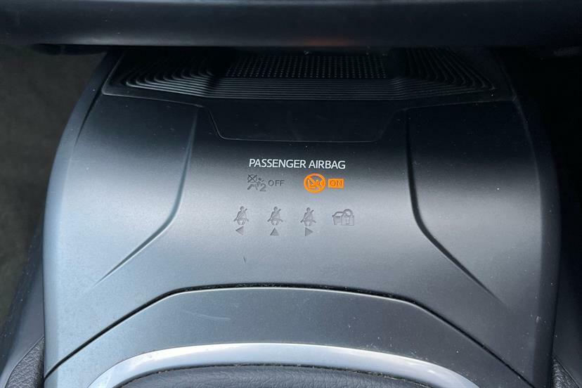 Toyota Avensis 2.0D Business Edition Silver #17