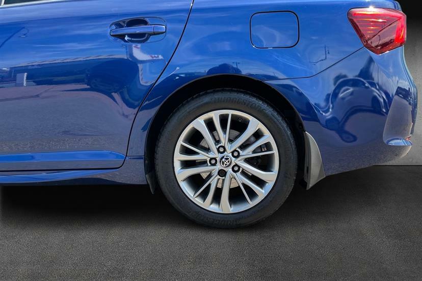 Toyota Avensis 2.0D Business Edition Silver #5