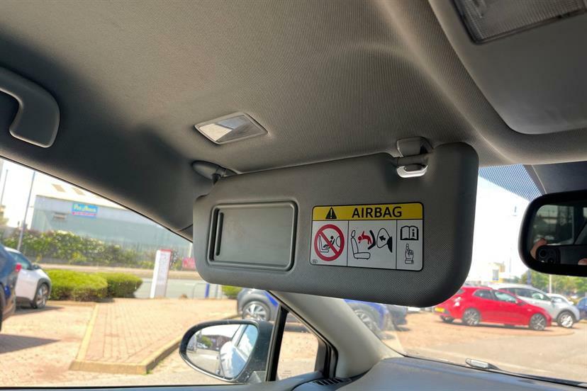 Toyota Avensis 2.0D Business Edition Silver #19