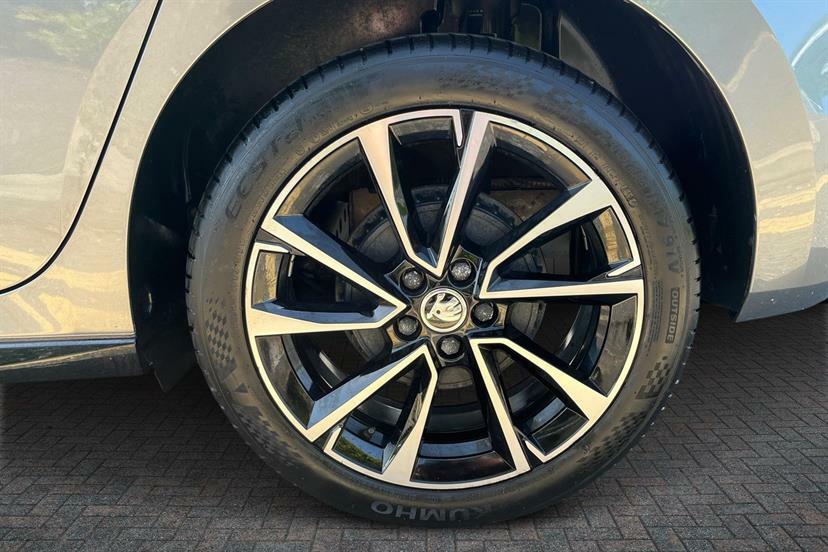 Skoda Fabia 1.0 Tsi 116 Monte Carlo Dsg UXZ3046 Grey #5