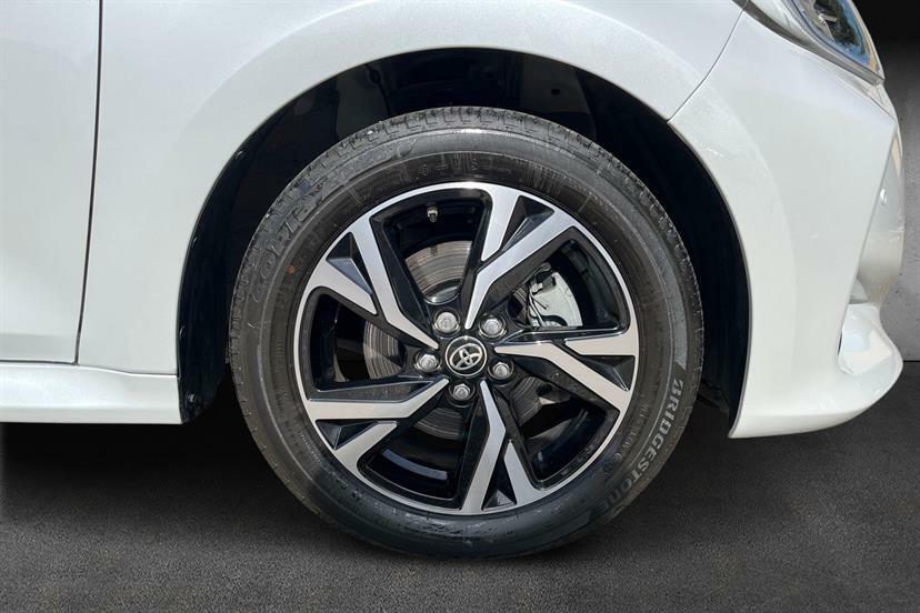 Toyota Yaris 1.5 Hybrid Design Cvt Safety Pack GF24KUU White #5
