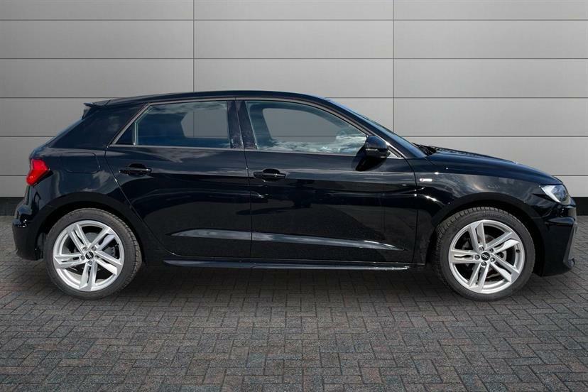 Audi A1 25 Tfsi S Line S Tronic Black #4