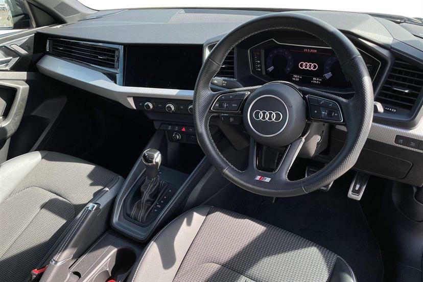 Audi A1 25 Tfsi S Line S Tronic Black #6