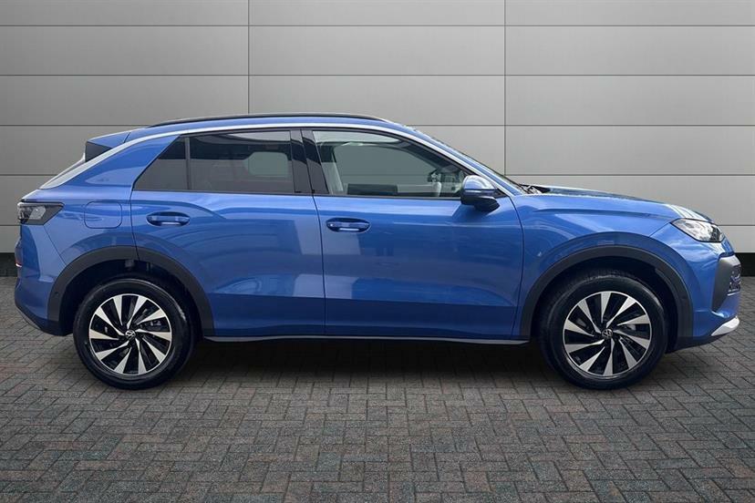 Volkswagen T-Roc 1.5 Etsi 150 Life Dsg EK26PUX Blue #4