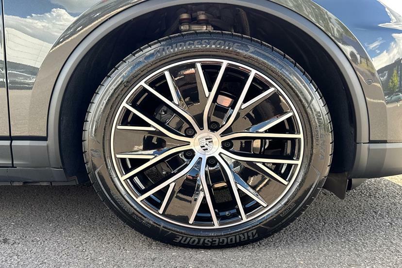 Porsche Macan 300Kw 4 100Kwh HK26VLZ Grey #6