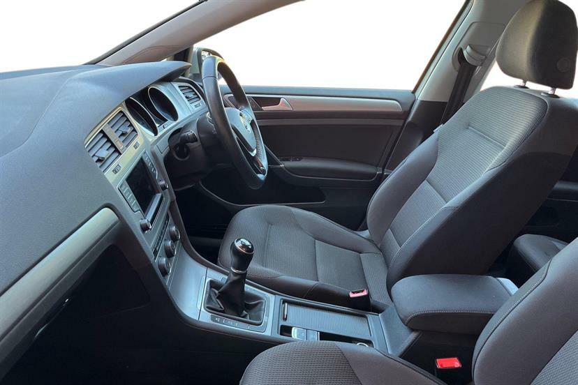 Volkswagen Golf 1.6 Tdi 110 Match Edition Silver #2