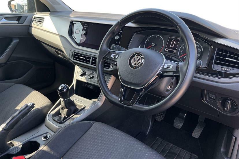 Volkswagen Polo 1.0 Tsi 95 Se Tech Edition MV19WML Black #6