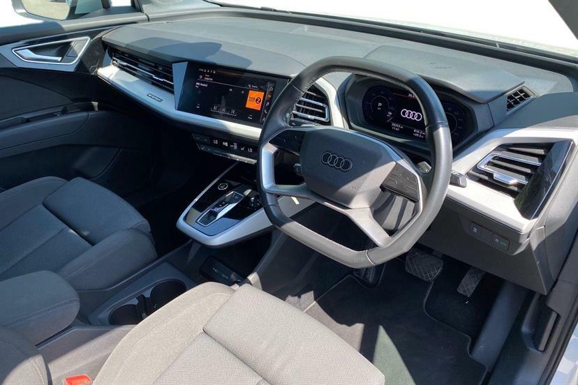 Audi Q4 E Tron 125Kw 35 55Kwh Sport SN21AMZ White #6
