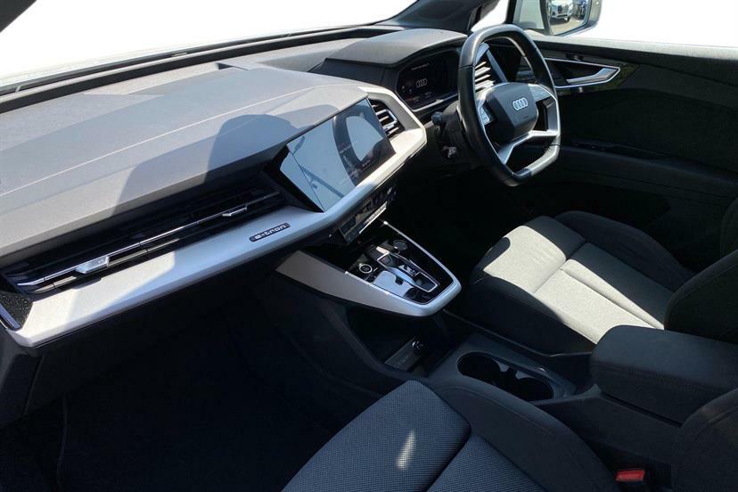 Audi Q4 E Tron 125Kw 35 55Kwh Sport SN21AMZ White #2