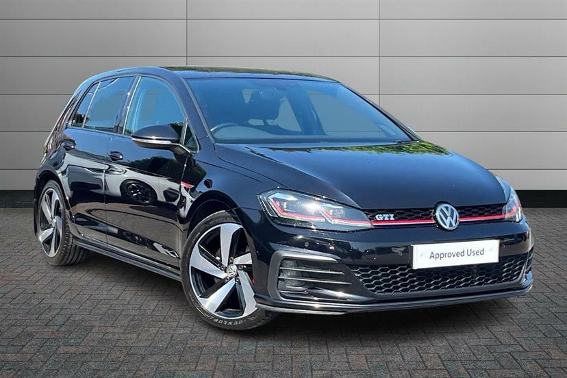 Volkswagen Golf 2.0 Tsi Gti Black