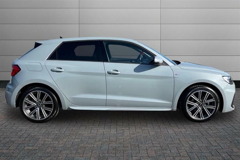 Audi A1 30 Tfsi 110 S Line S Tronic AO73UTK Grey #4