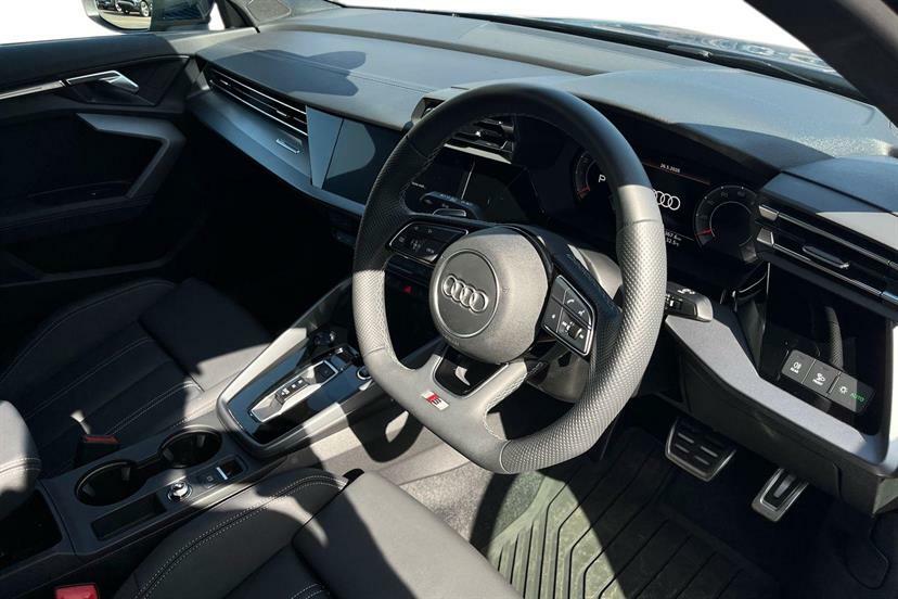 Audi A3 1.5 Tfsi 150 S Line S Tronic AO75NPU Blue #6