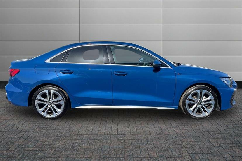 Audi A3 1.5 Tfsi 150 S Line S Tronic AO75NPU Blue #4