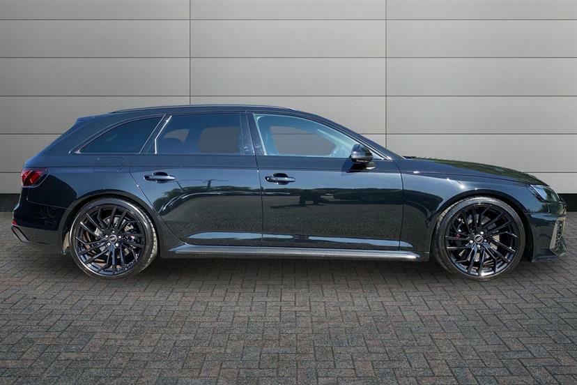 Audi RS4 Rs 4 Tfsi Quattro Carbon Black Tiptronic Cs Black #4