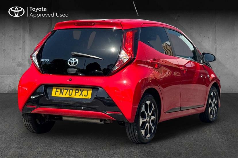 Toyota Aygo 1.0 Vvt-i X-trend Tss FN70PXJ Red #2