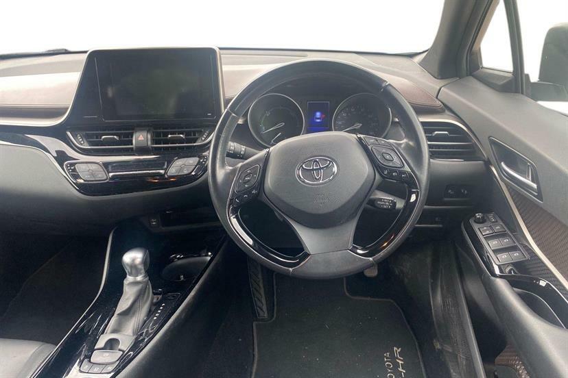 Toyota C-Hr 1.8 Hybrid Excel Cvt Leather YD69BGE White #6