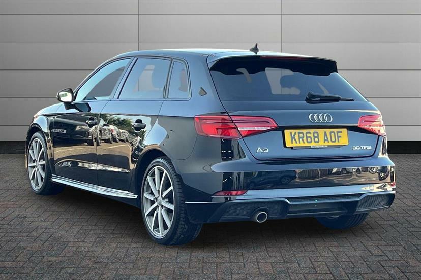 Audi A3 30 Tfsi 116 Black Edition Black #3