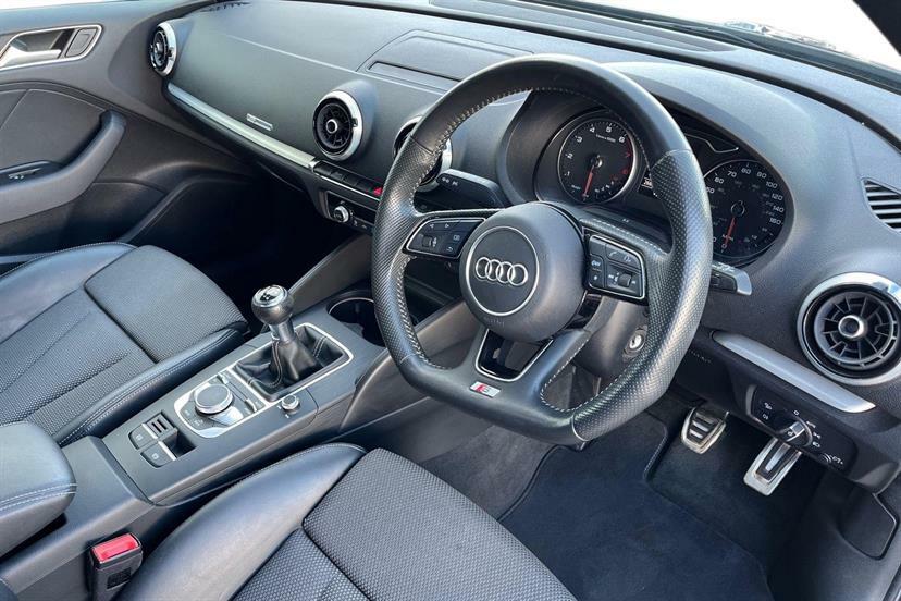 Audi A3 30 Tfsi 116 Black Edition Black #6