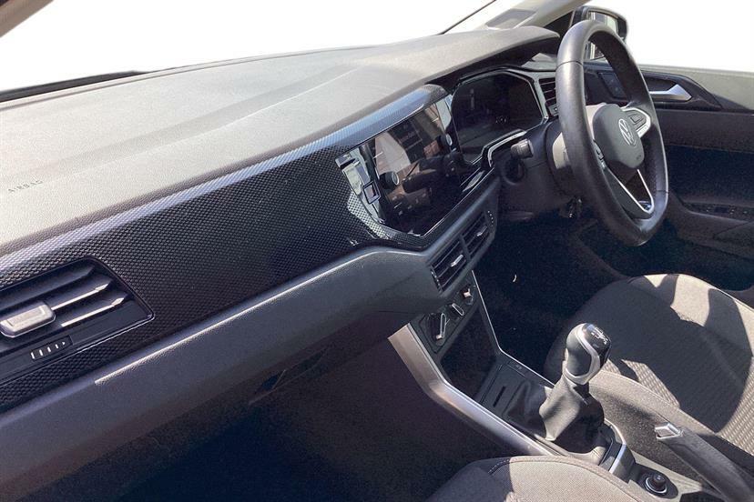 Volkswagen Polo 1.0 Tsi Life EN23KPK Black #2