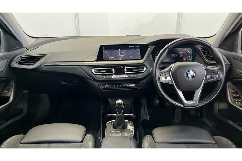 BMW 1 Series 118I 136 Sport KS21URF White #4
