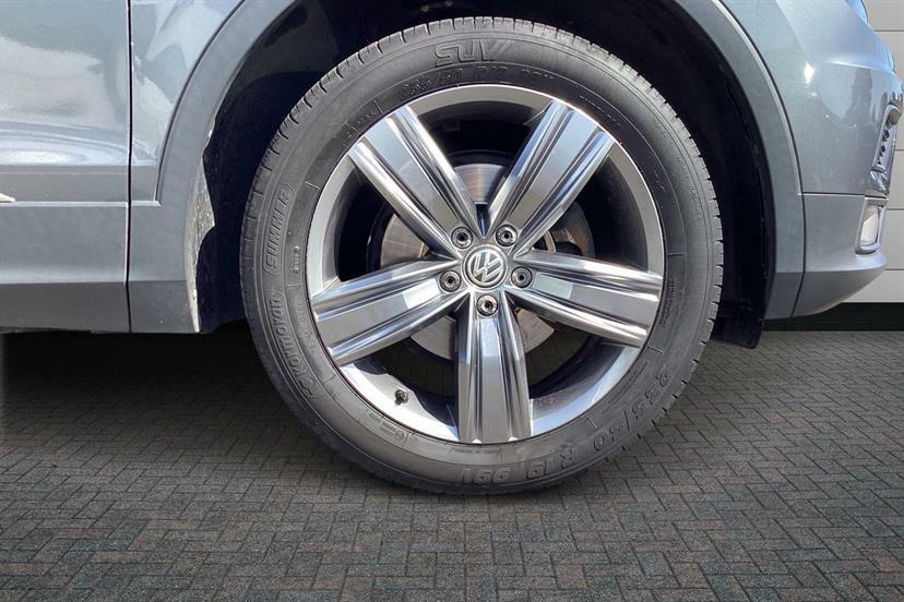 Volkswagen Tiguan Allspace 1.5 Tsi Sel Dsg Grey #5