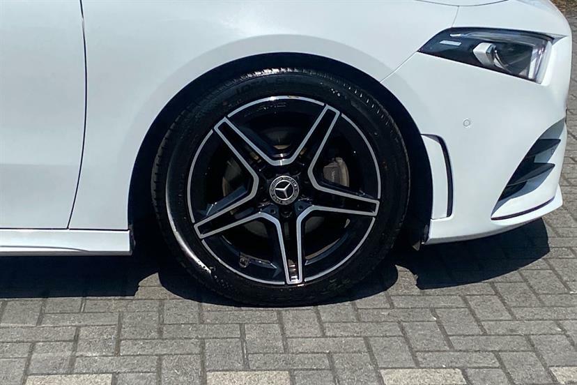 Mercedes-Benz A Class A180 Amg Line Executive KP23LLX White #4