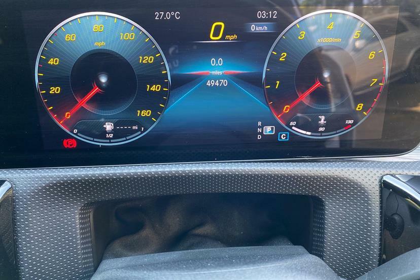 Mercedes-Benz A Class A200 Amg Line Premium KN23YZJ White #6