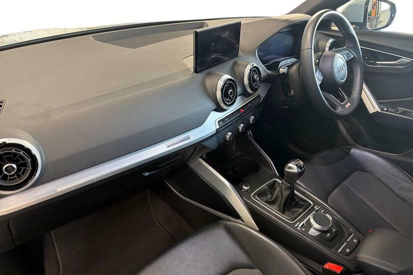 Audi Q2 30 Tfsi S Line EK73YZZ Grey #2
