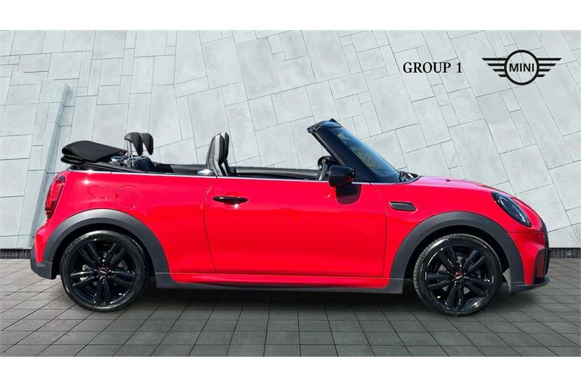 Mini Convertible 1.5 Cooper Sport Comfort Pack GY23PFF Red #3