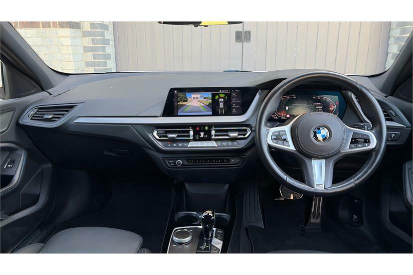BMW 1 Series 118I 136 M Sport Step RJ71OTM White #4