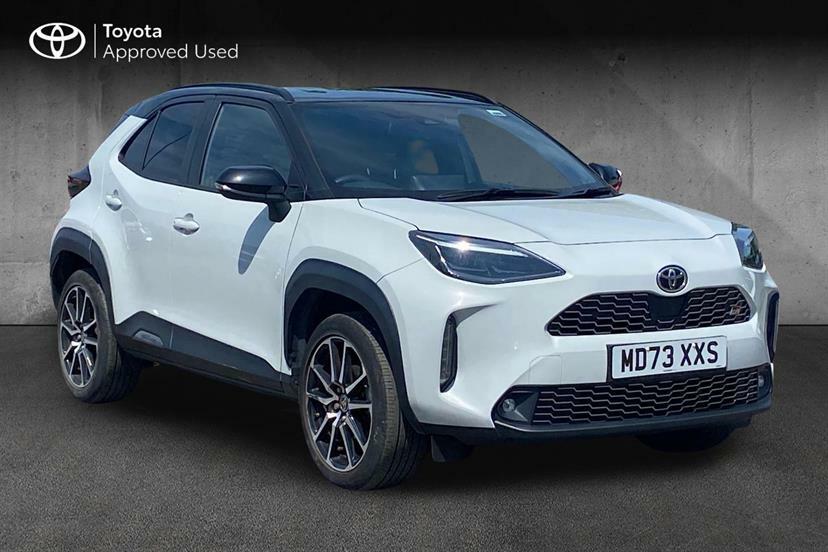 Toyota Yaris Cross 1.5 Hybrid Gr Sport Cvt Black