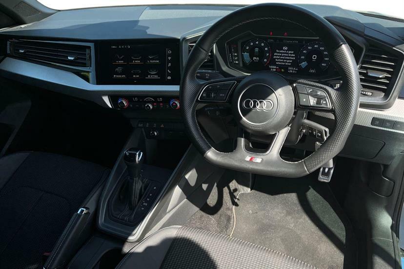 Audi A1 35 Tfsi Black Edition S Tronic LL22VUT Grey #6