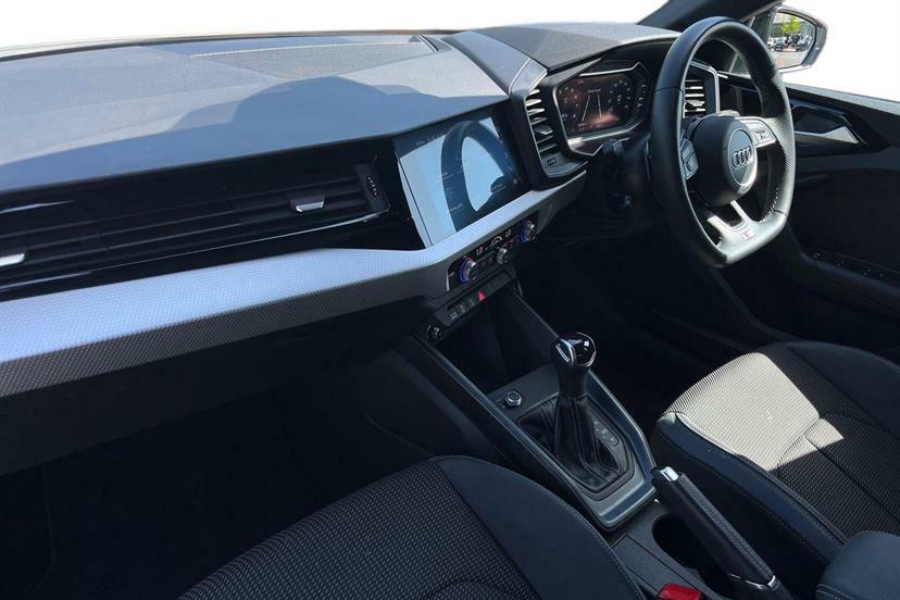 Audi A1 35 Tfsi Black Edition S Tronic LL22VUT Grey #2