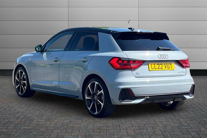 Audi A1 35 Tfsi Black Edition S Tronic LL22VUT Grey #3