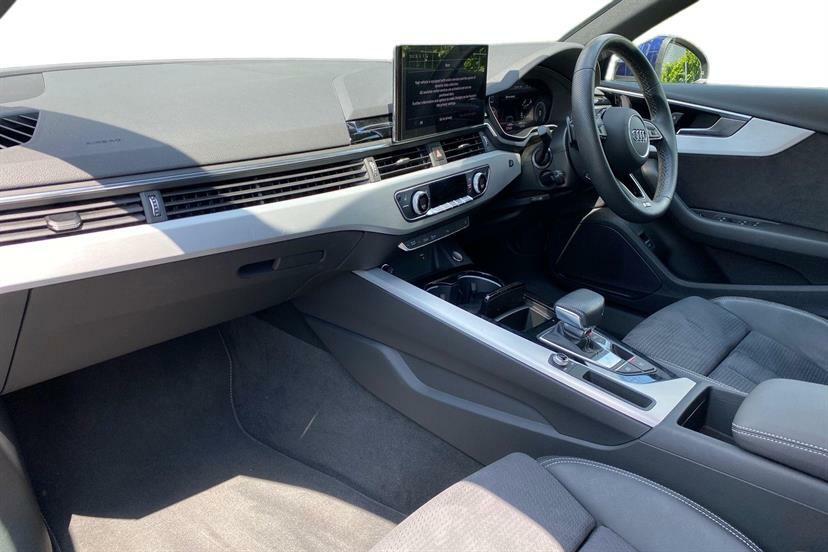 Audi A4 35 Tfsi S Line S Tronic LM23EKU Blue #2