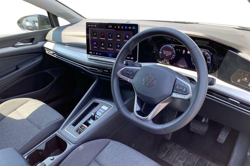 Volkswagen Golf 1.5 Tsi 204 Match Ehybrid Dsg GD25CXO Black #6