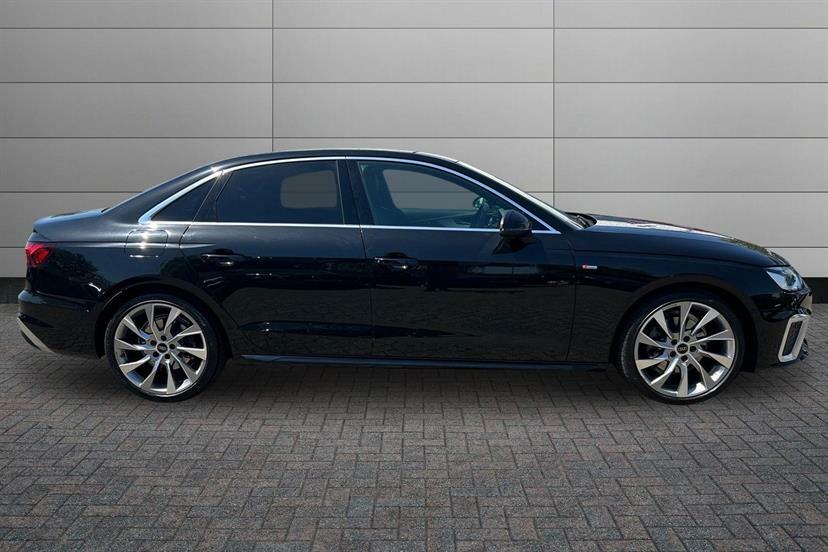 Audi A4 35 Tfsi S Line S Tronic LL23UKN Black #4