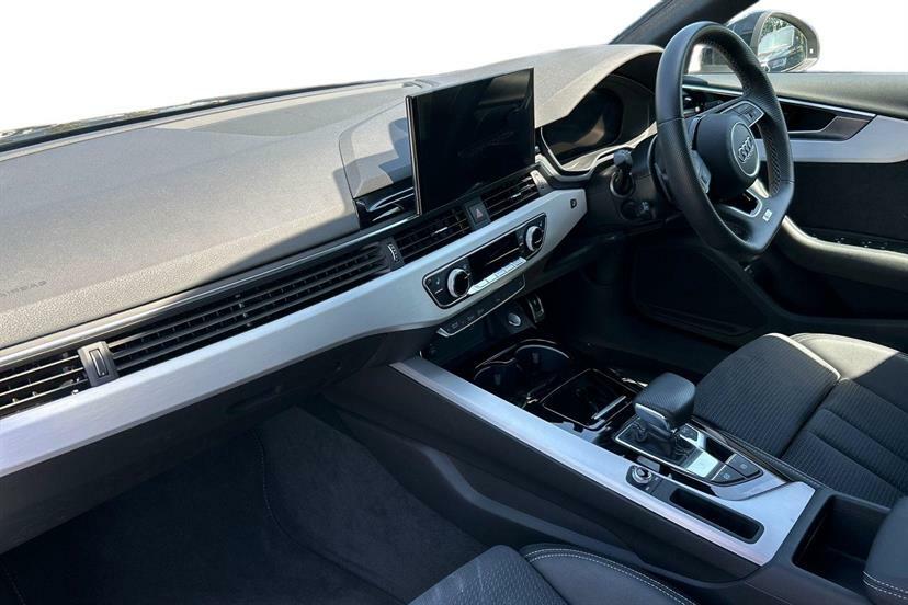 Audi A4 35 Tfsi S Line S Tronic LL23UKN Black #2