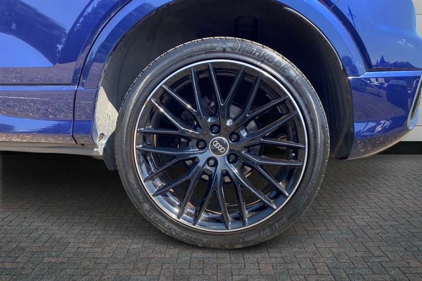 Audi Q2 35 Tfsi Black Edition S Tronic LT73OYH Blue #5