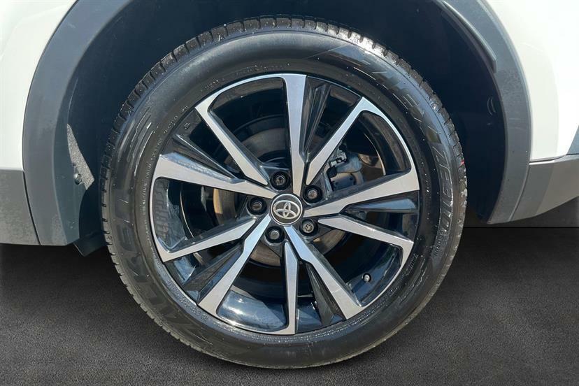 Toyota C-Hr 1.8 Hybrid Design Cvt GU74PYB White #5