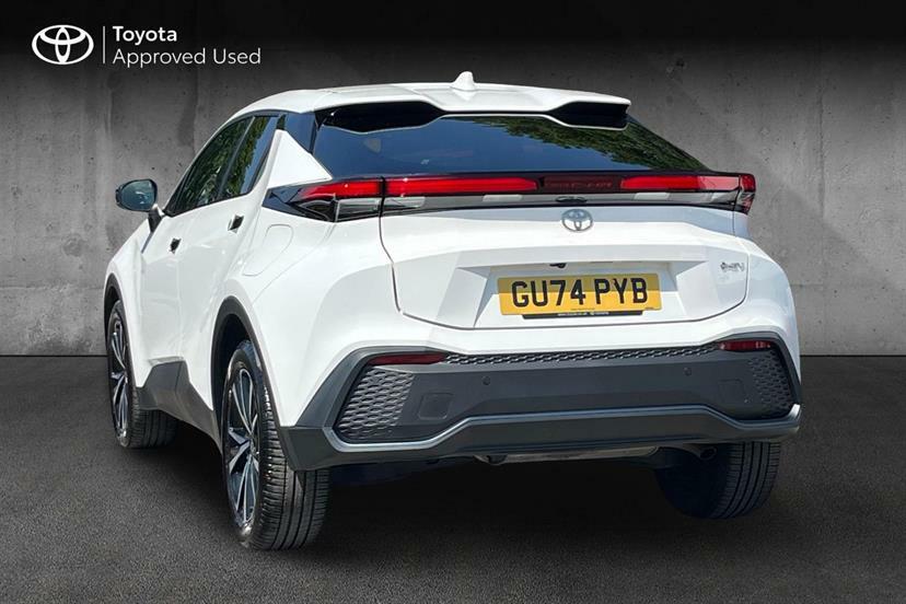 Toyota C-Hr 1.8 Hybrid Design Cvt GU74PYB White #3