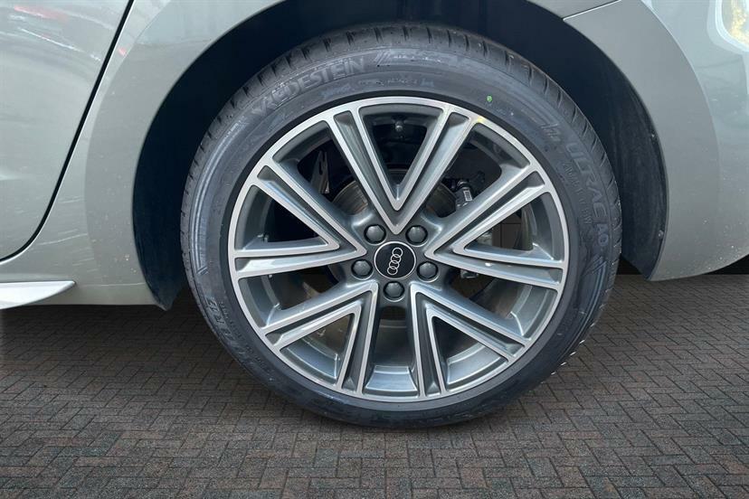 Audi A1 30 Tfsi S Line S Tronic EY26TKU Grey #5