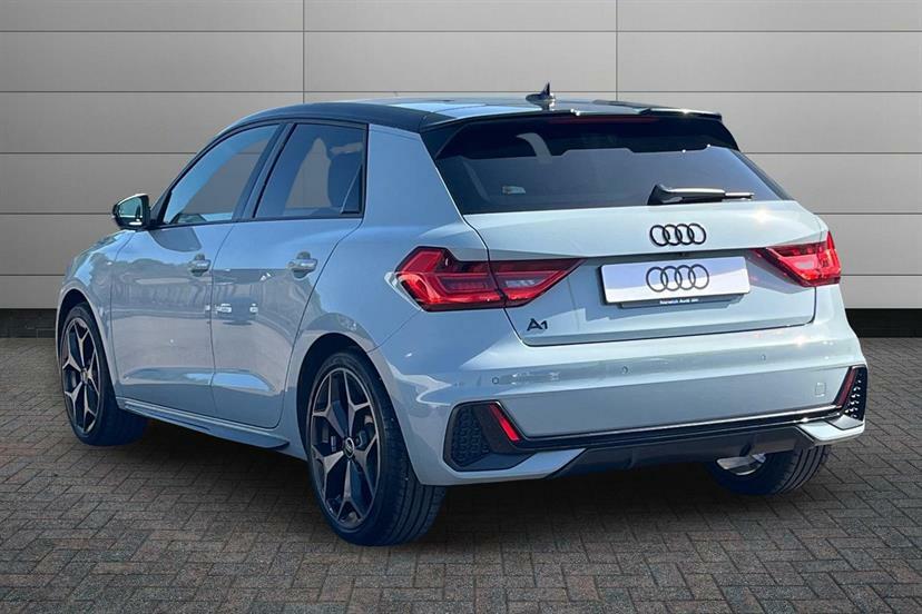Audi A1 35 Tfsi Black Edition S Tronic AO74XHX Grey #3