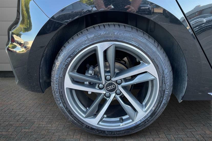 Audi A1 30 Tfsi S Line S Tronic EY26TOJ Black #5