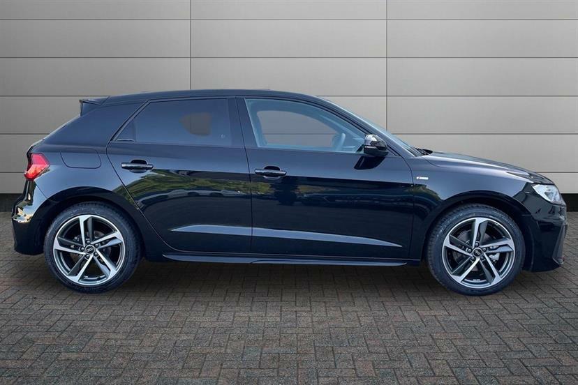 Audi A1 30 Tfsi S Line S Tronic EY26TOJ Black #4