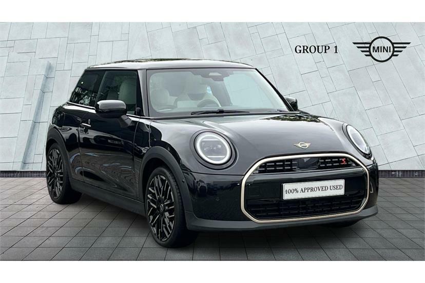 Mini Hatch 2.0 S Exclusive Black