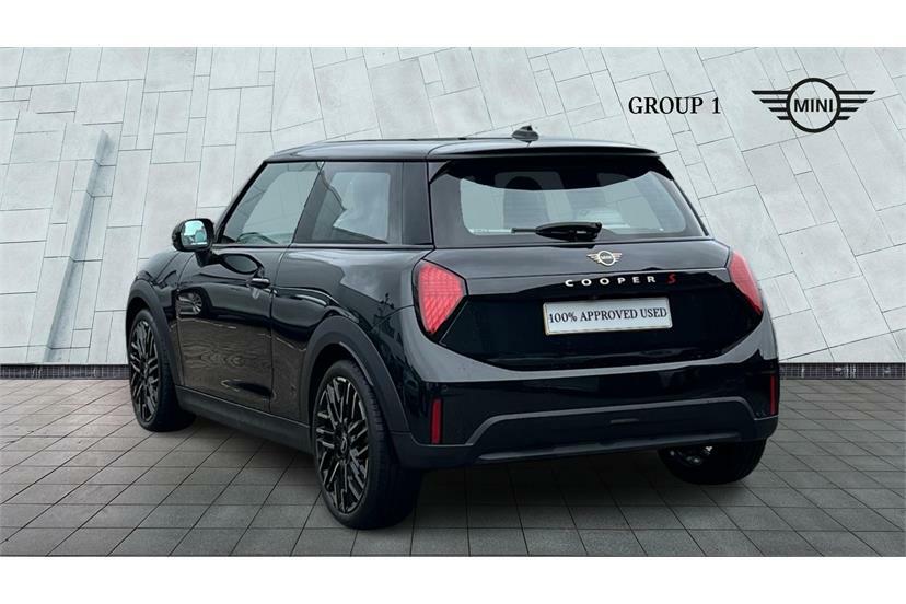 Mini Hatch 2.0 S Exclusive PG74FGO Black #2