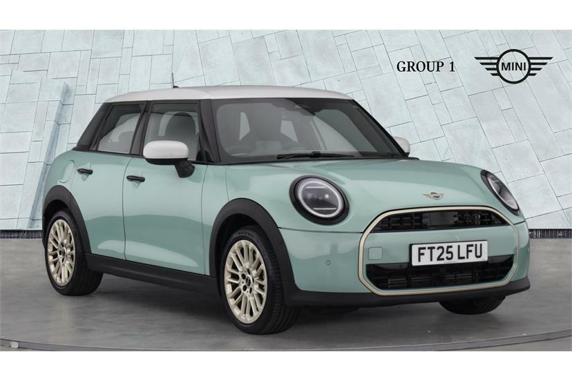 Mini Hatch 1.5 C Exclusive Green